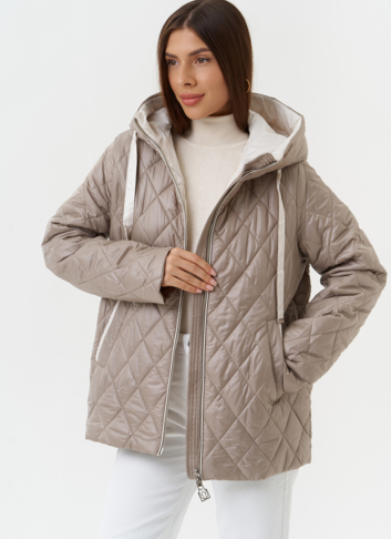 Женская куртка с капюшоном
