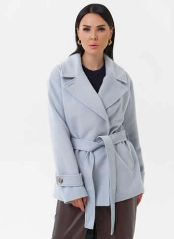 Укороченное пальто с поясом