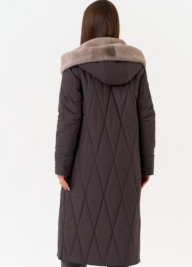 Женское пальто с капюшоном из эко меха модель № 31607 в рассрочку