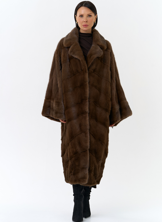 Шуба оверсайз с английским воротником