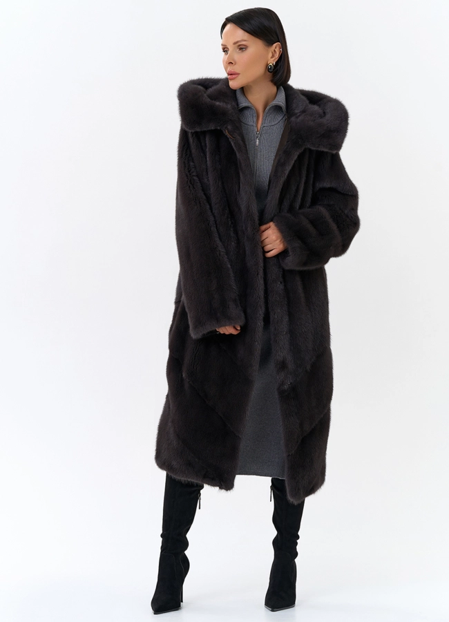 Женская шуба из норки силуэта баллон с капюшоном модель № 24752 универмаг малина фото