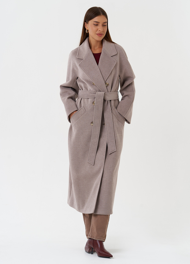 фото Светлое пальто с английским воротником модель № 28278