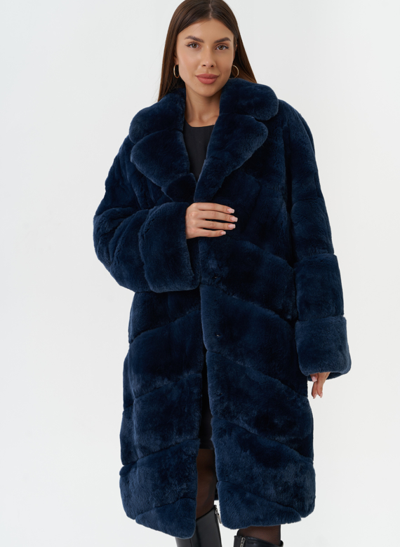 Шуба из меха кролика с английским воротником