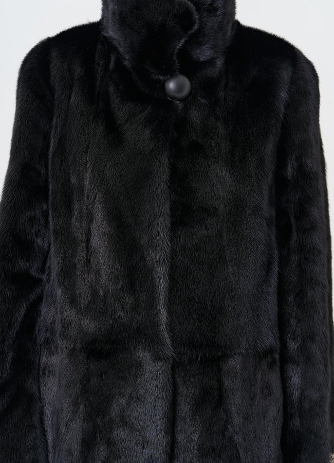 Длинная шуба с воротником стойкой модель № 31279 в кредит