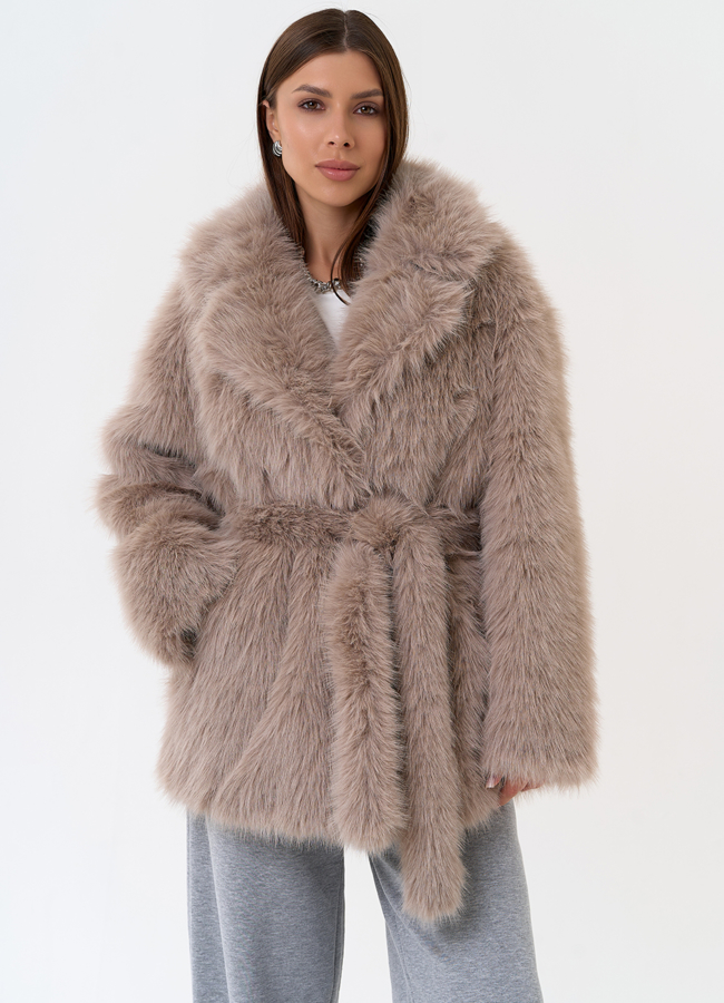 Женская шуба из эко меха в бежевом цвете модель № 31243 меха малина
