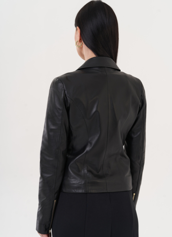 Куртка из натуральной кожи с акцентными пуговицами