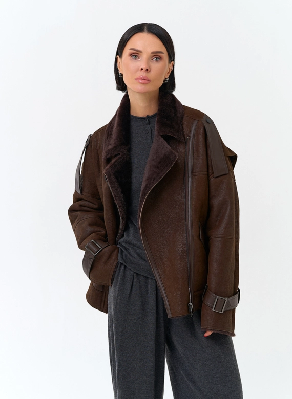 Женская дубленка из натурального меха фото